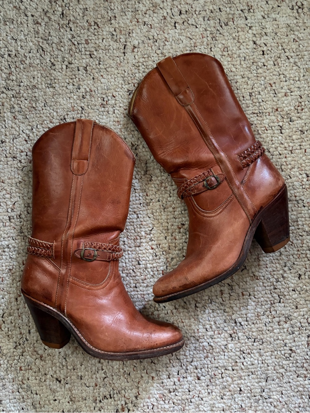 Vintage 1970’s Town & Country Women’s Tan Leather Mid-Calf Heeled Boots